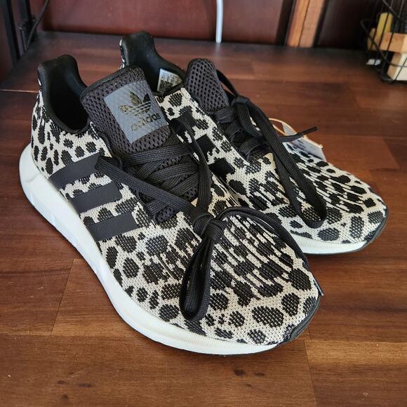 adidas Swift Run W 7 Raw White/Core Black/Carbon - Picture 8 of 9